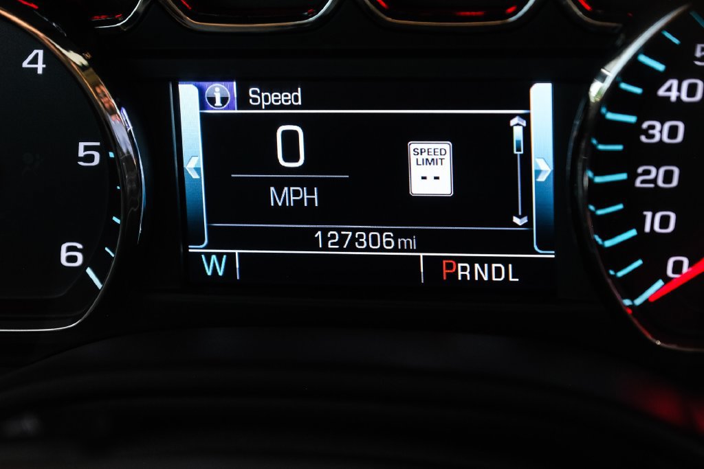 Used 2018 Chevrolet Tahoe Premier RWD image 17