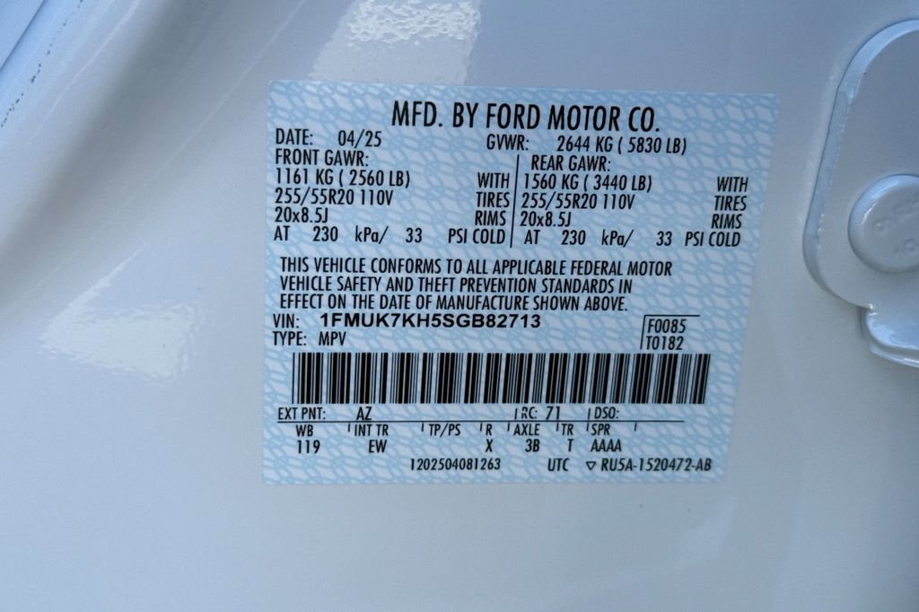 Used 2025 Ford Explorer ST-Line image 41