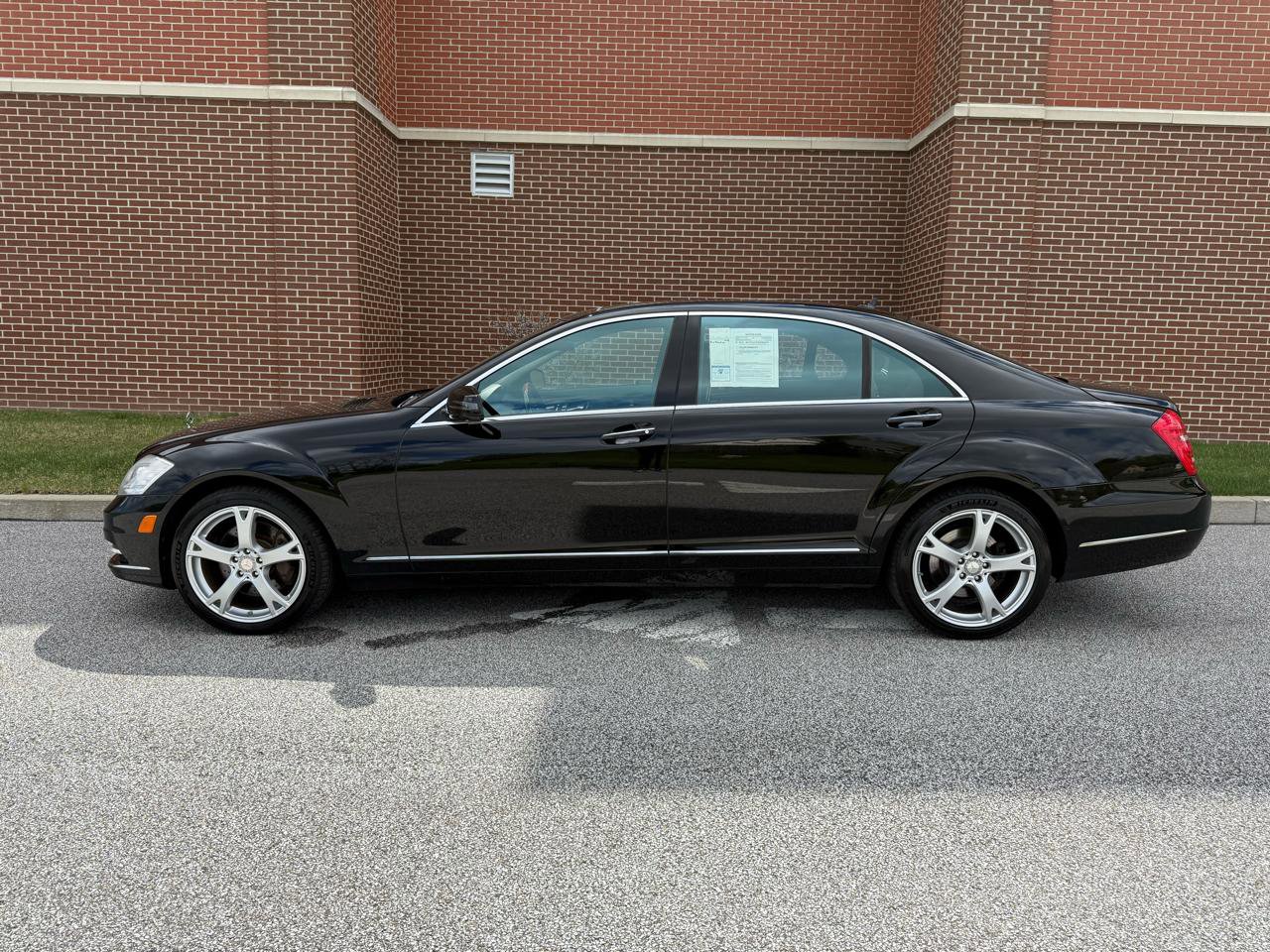 Used 2013 Mercedes-Benz S 550 4MATIC image 7