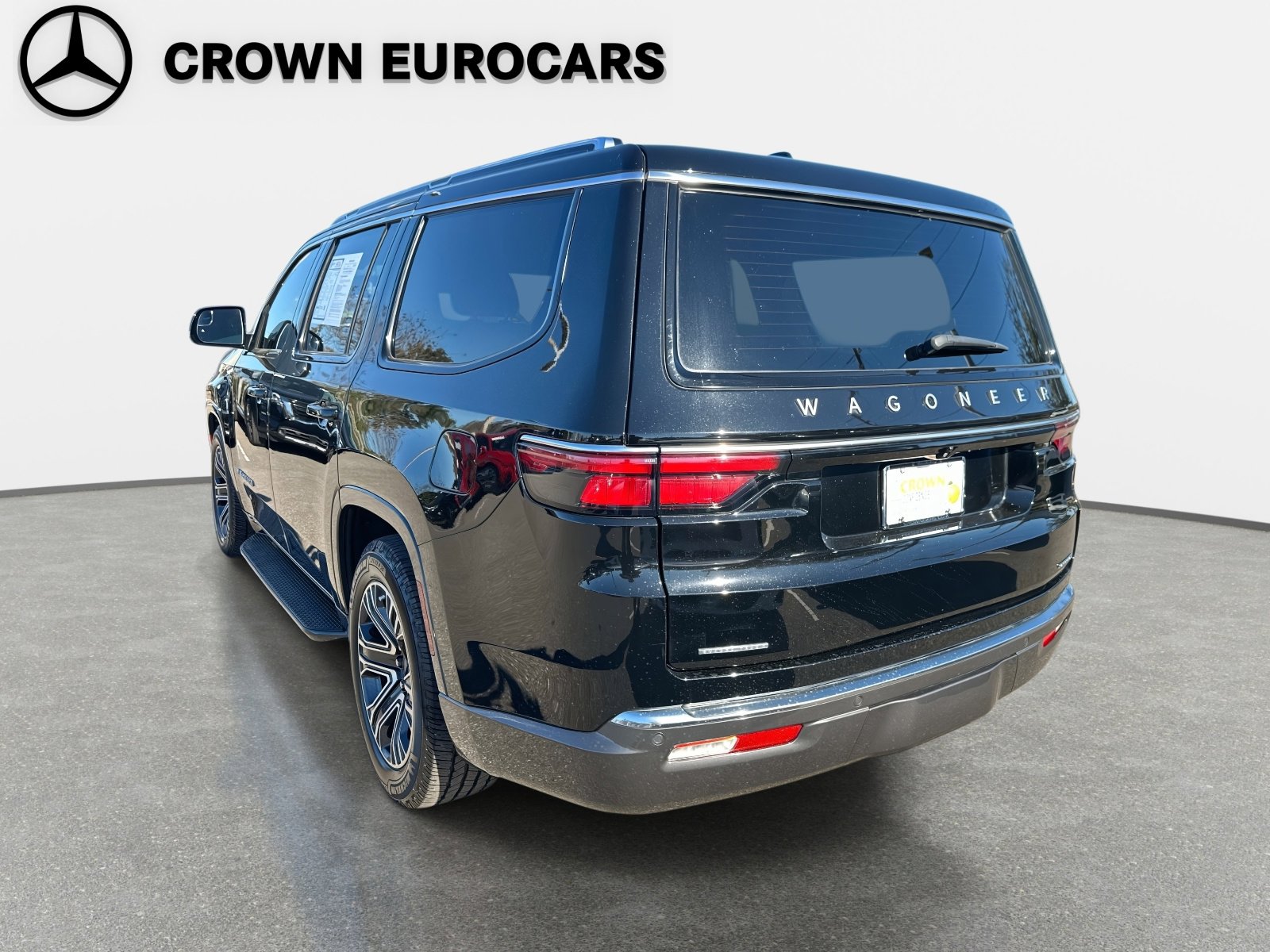 Used 2022 Jeep Wagoneer Series III w/ Flexible Seating Group image 10