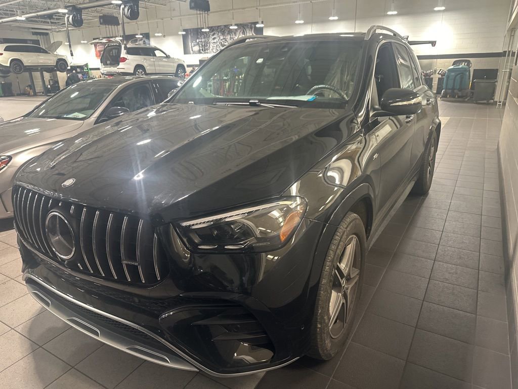 Certified 2024 Mercedes-Benz GLE 53 AMG 4MATIC image 2