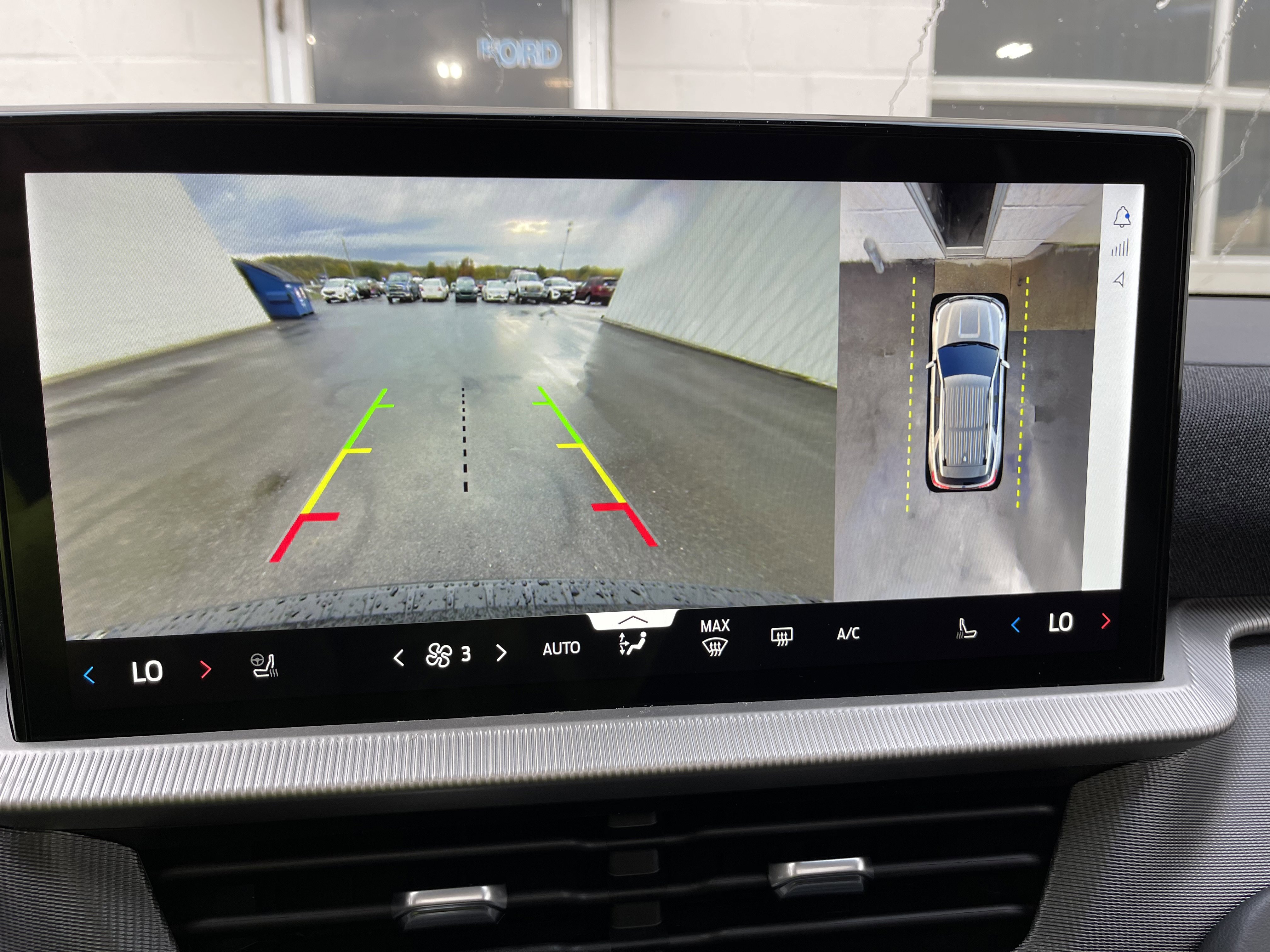 New 2026 Ford Explorer ST w/ Sun And Sound Package image 15
