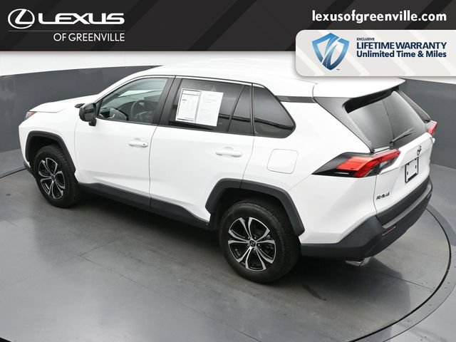 Used 2022 Toyota RAV4 LE FWD image 42