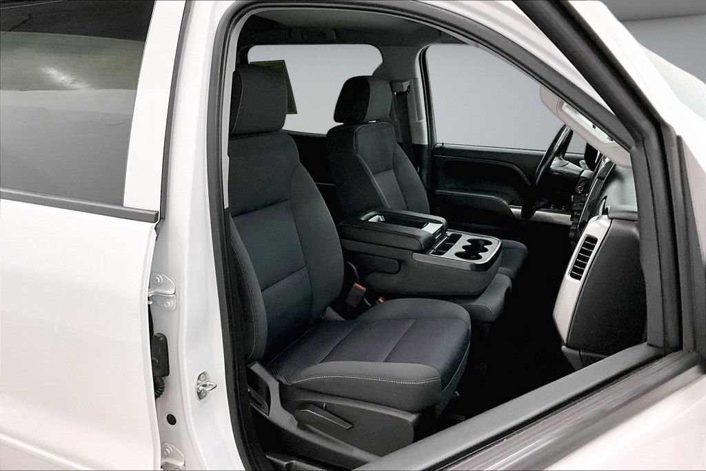 Used 2018 Chevrolet Silverado 1500 LT w/ All Star Edition AWD/4WD image 30