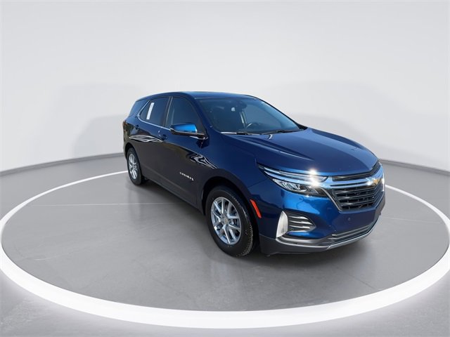 Used 2022 Chevrolet Equinox LT image 2