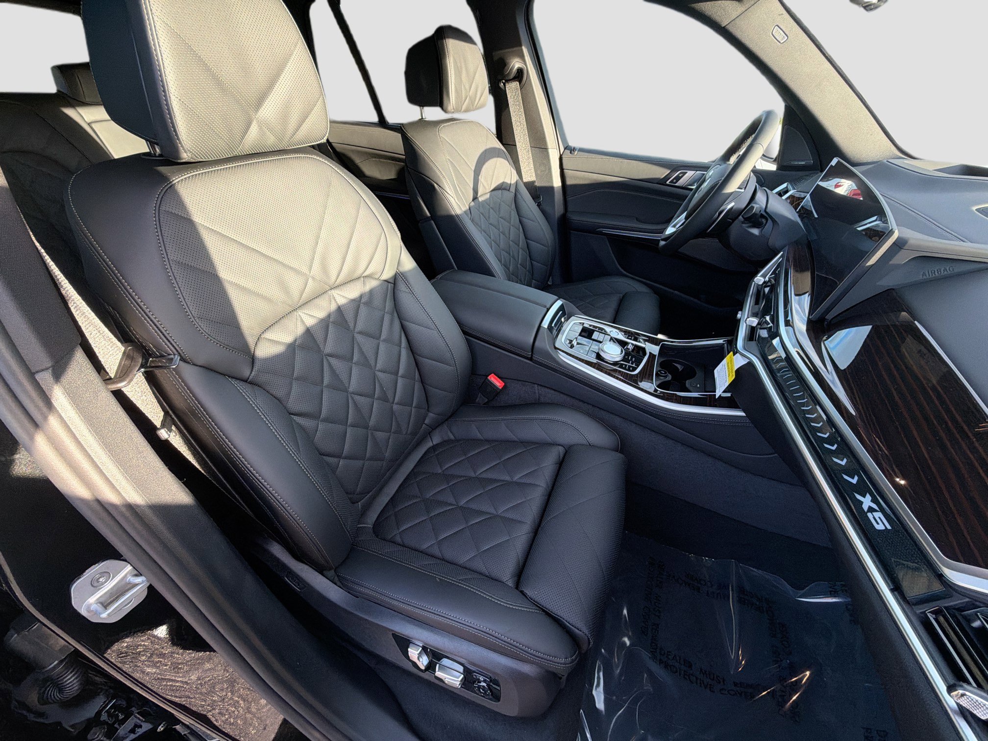 New 2026 BMW X5 xDrive50e w/ Executive Package image 15