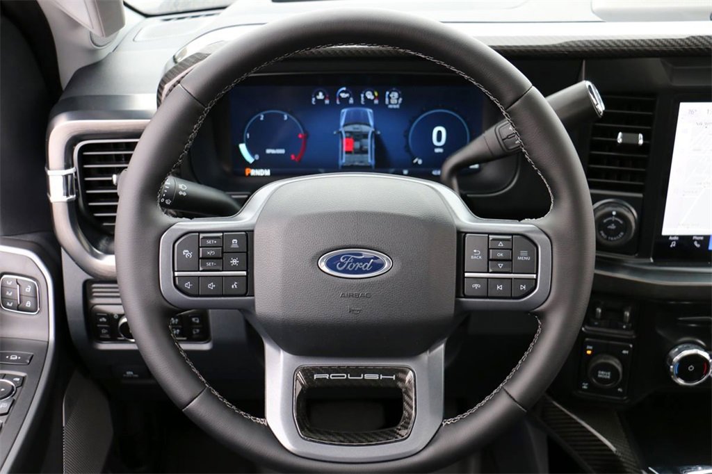 New 2026 Ford F250 Lariat w/ Black Appearance Package image 27