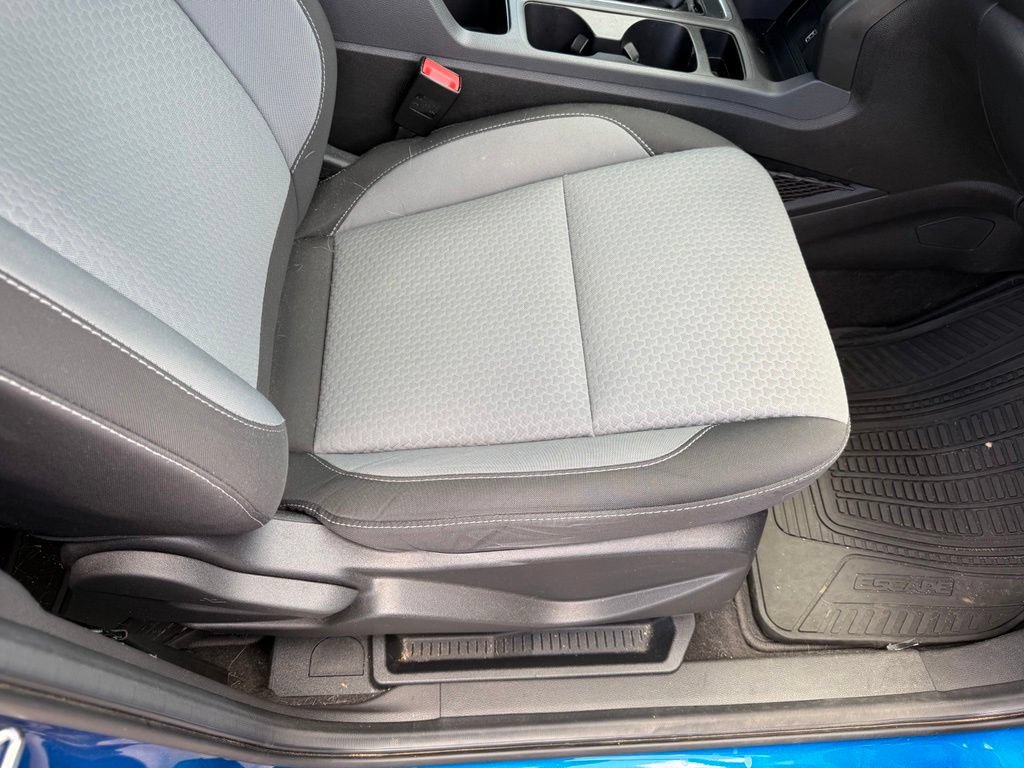 Used 2017 Ford Escape SE w/ Equipment Group 201A AWD/4WD image 15