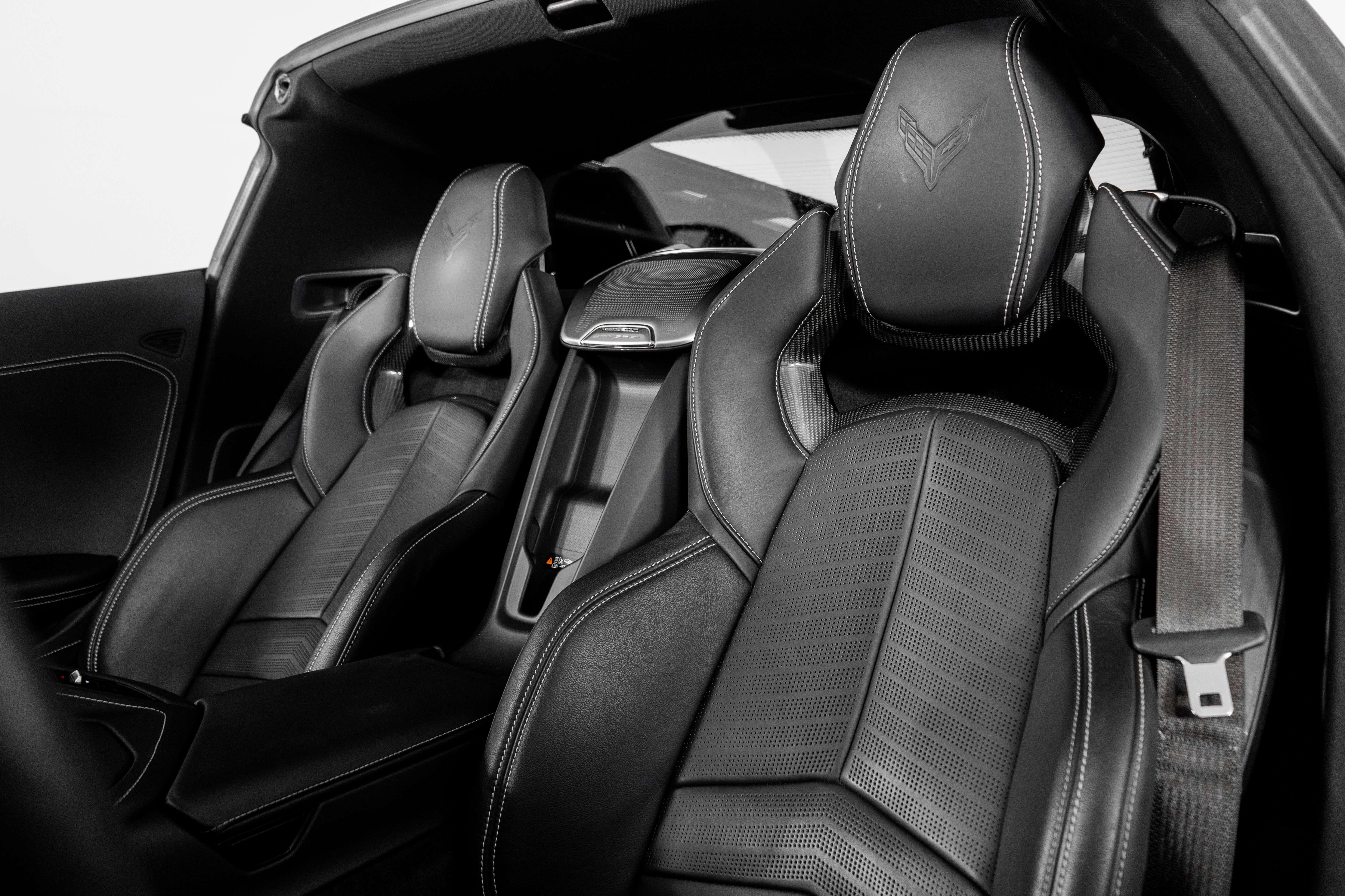 Used 2020 Chevrolet Corvette Stingray Preferred Cpe w/ 2LT image 3