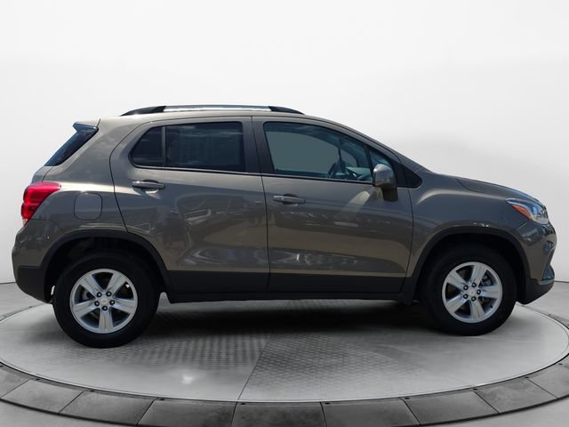 Used 2022 Chevrolet Trax LT w/ Driver Confidence Package AWD/4WD image 6