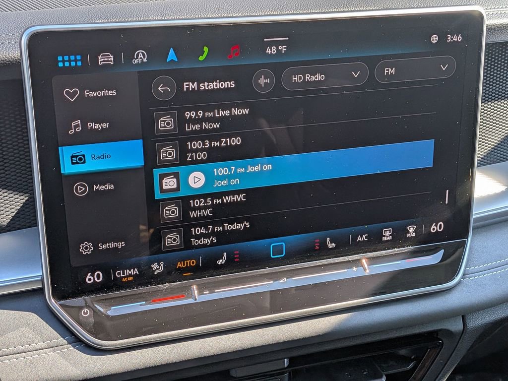 Used 2025 Volkswagen Tiguan SE w/ Panoramic Sunroof Package AWD/4WD image 21