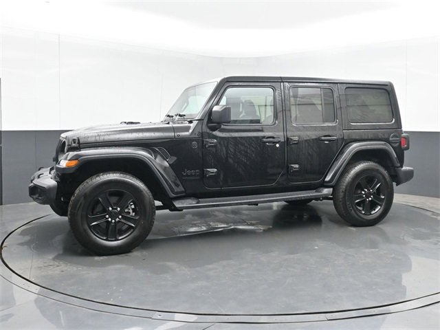 Used 2020 Jeep Wrangler Unlimited Sahara image 3