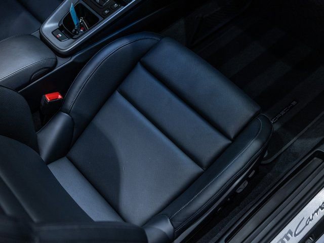 Certified 2024 Porsche 911 Carrera w/ Premium Package image 32