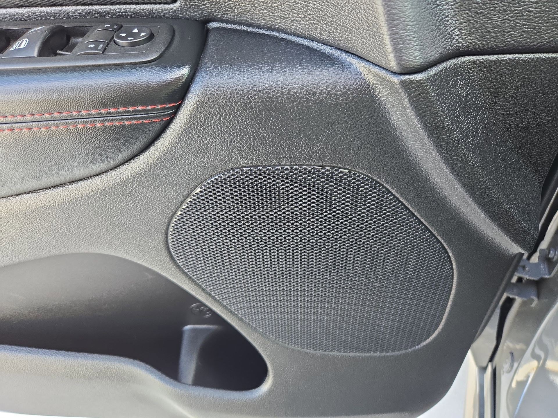 Used 2025 Dodge Durango GT image 14