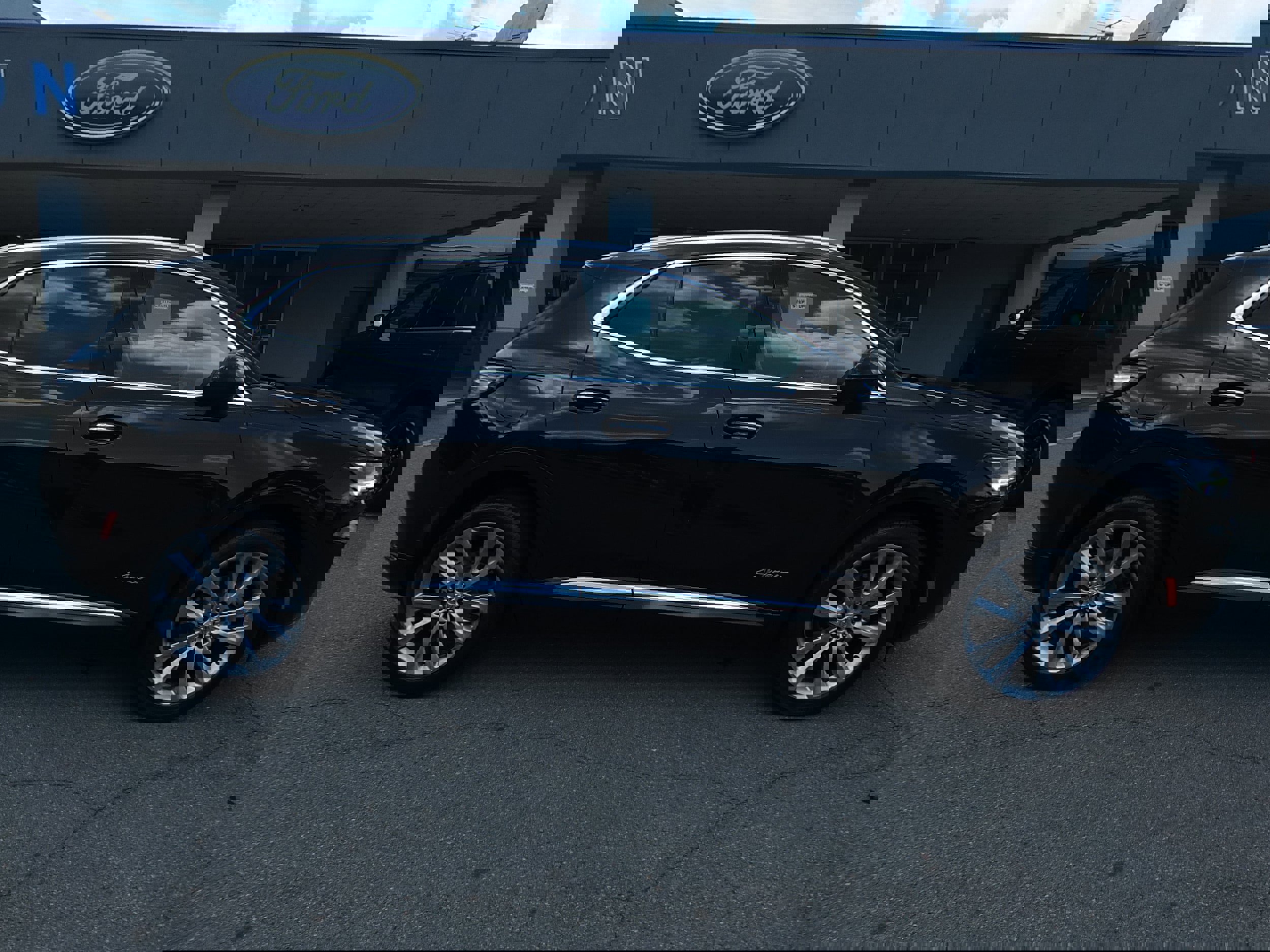 Used 2023 Buick Envision Avenir image 2