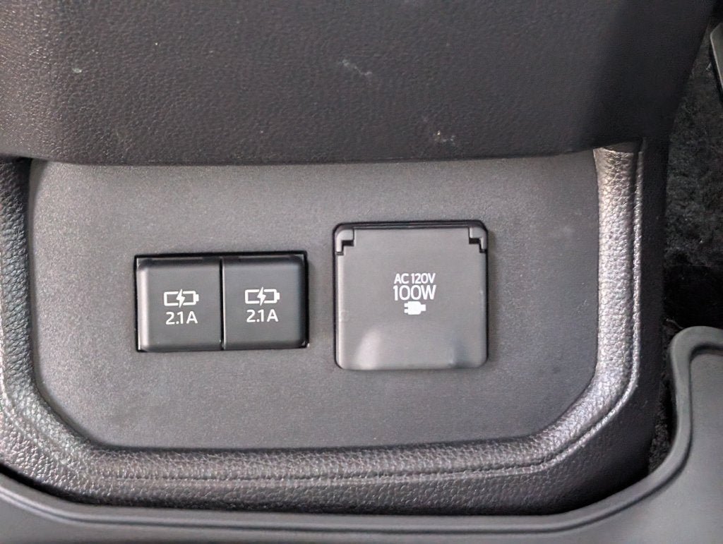Certified 2021 Toyota Highlander Platinum AWD/4WD image 37