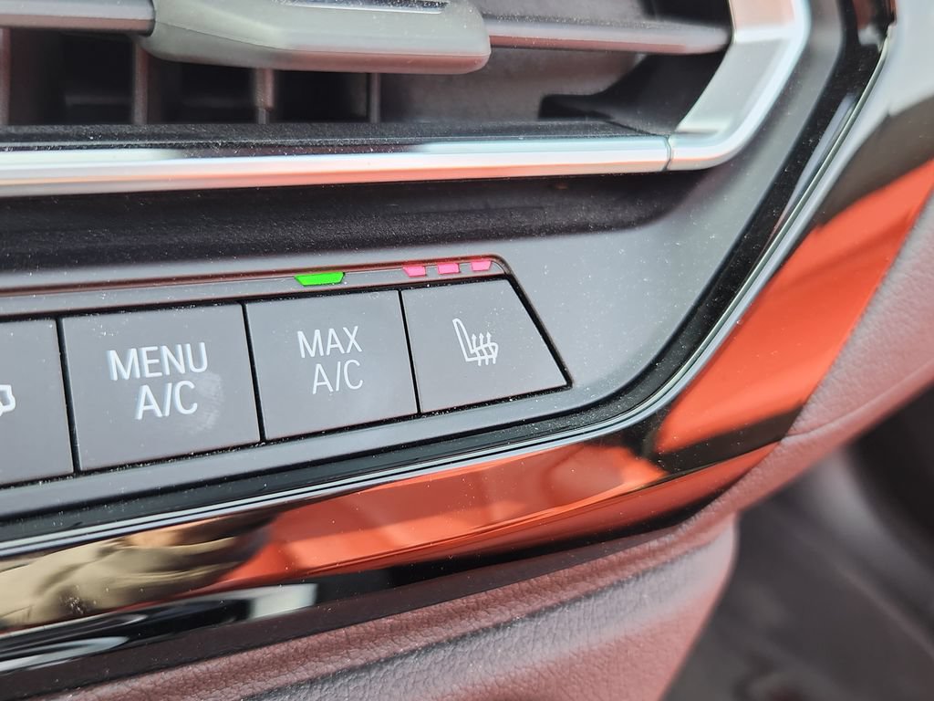 Used 2024 BMW Z4 M40i w/ Premium Package RWD image 39