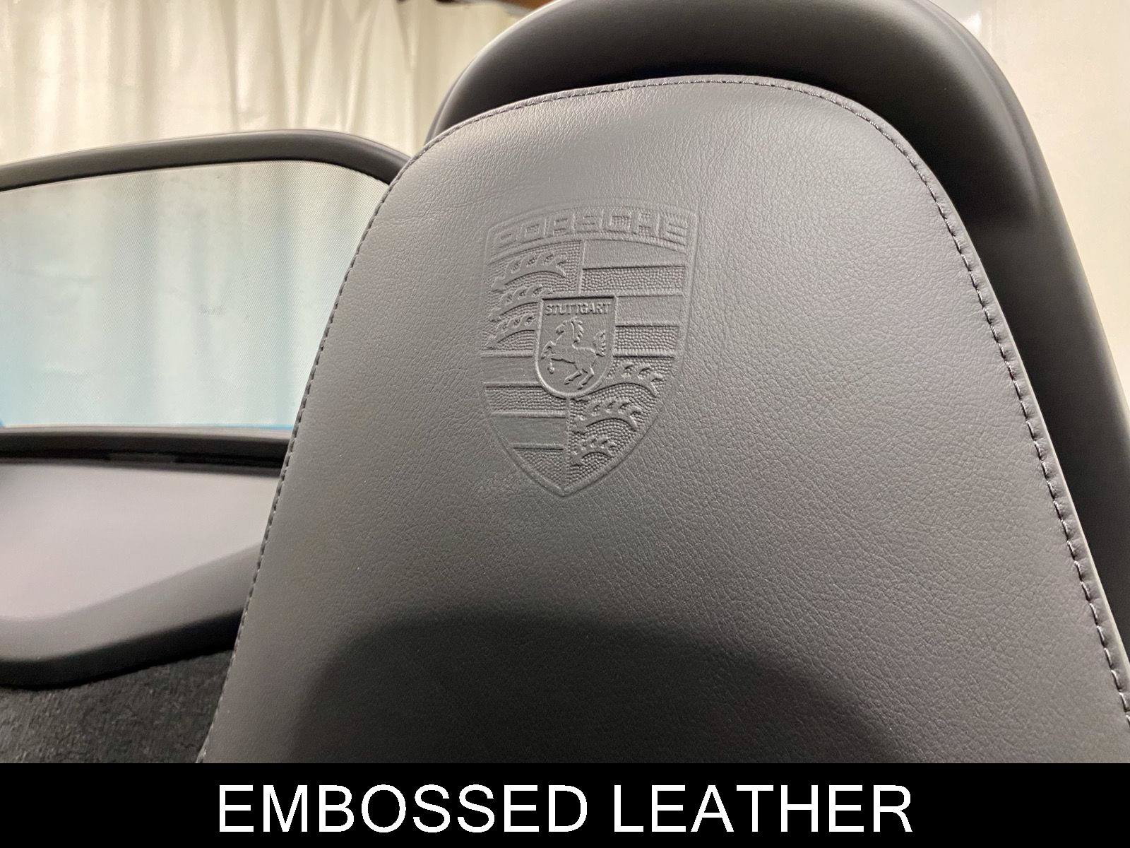 Used 2025 Porsche 718 Boxster w/ Premium Package RWD image 29