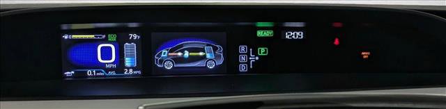 Used 2017 Toyota Prius One FWD image 11