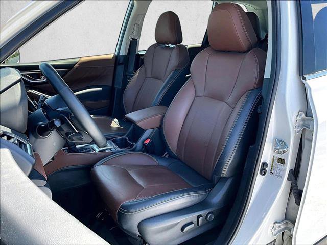 Used 2023 Subaru Forester Touring AWD/4WD image 27