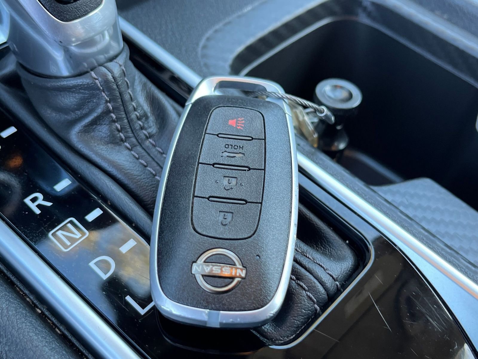 Used 2025 Nissan Sentra SV FWD image 25