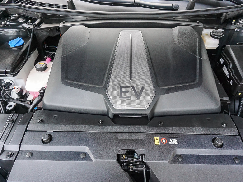 Certified 2024 Kia EV6 Light RWD image 51