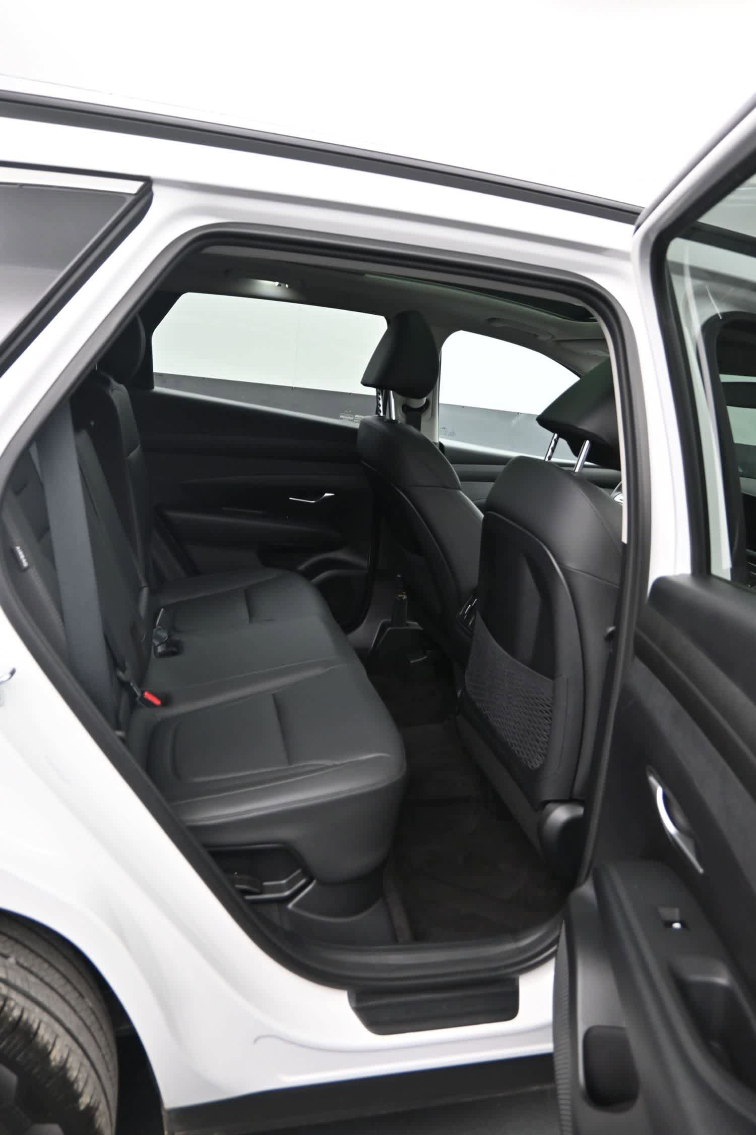 Used 2025 Hyundai Tucson SEL image 12