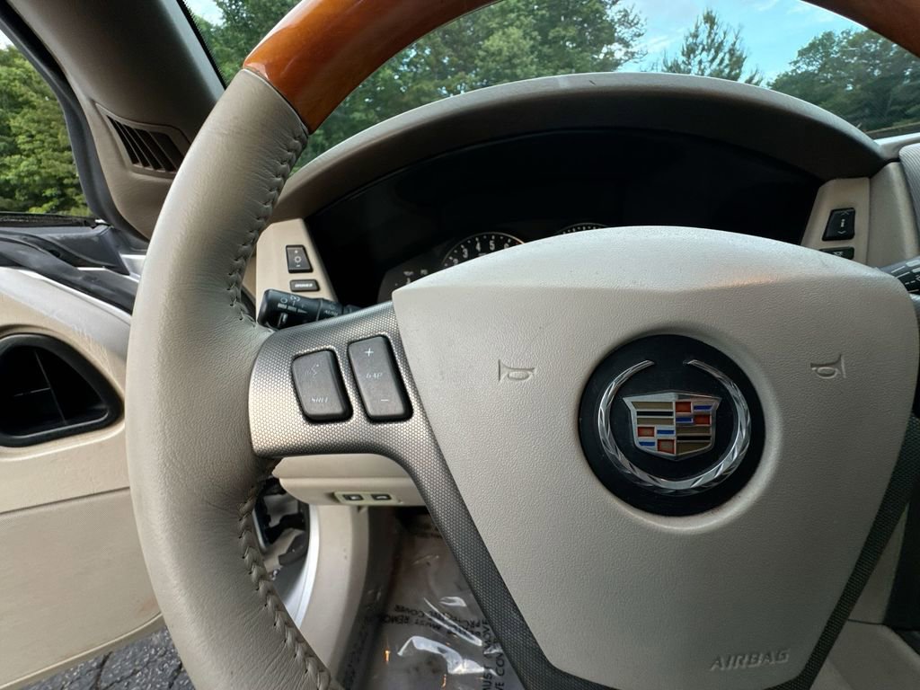 Used 2004 Cadillac XLR RWD image 17