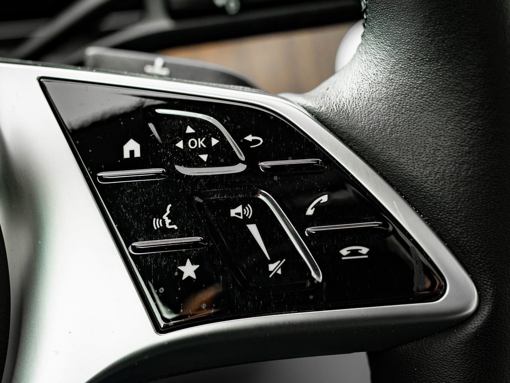 Used 2024 Mercedes-Benz C 300 4MATIC Sedan image 27