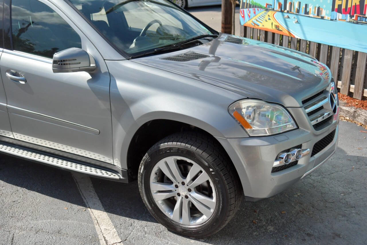 Used 2011 Mercedes-Benz GL 450 4MATIC image 29