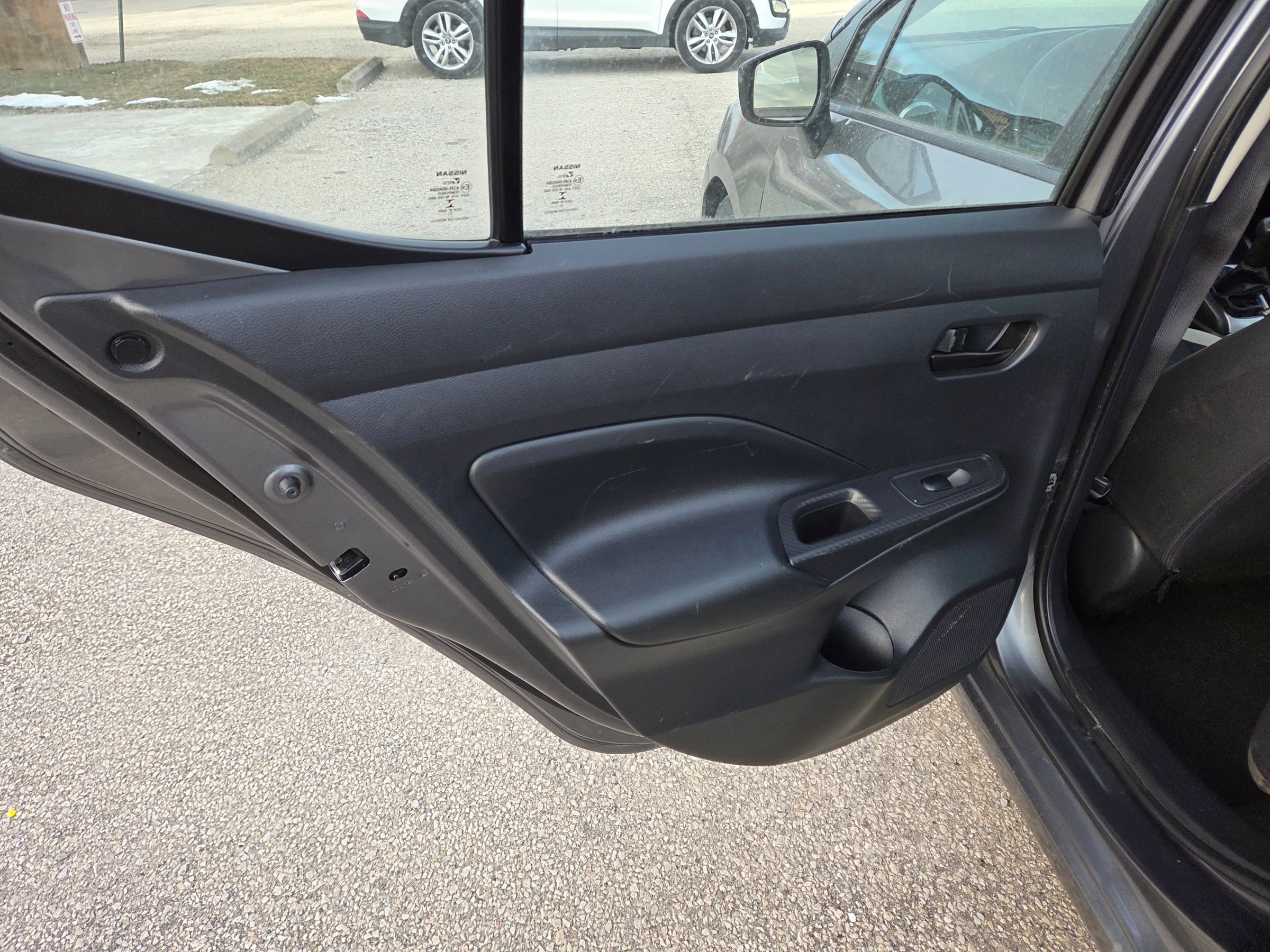 Used 2021 Nissan Versa S image 19