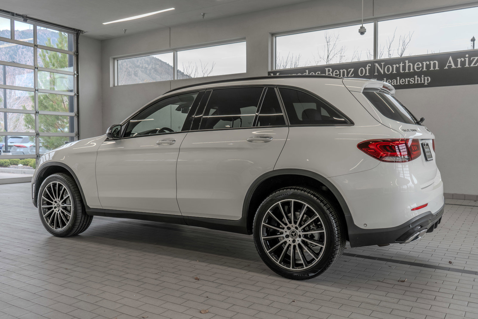 Used 2021 Mercedes-Benz GLC 300 GLC 300 image 13