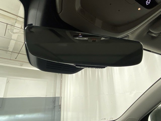 Certified 2024 Volvo XC40 B5 Plus w/ Protection Package Premier image 28