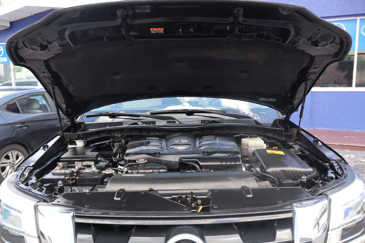 Used 2021 Nissan Armada SL w/ Captain's Chairs Package RWD image 8