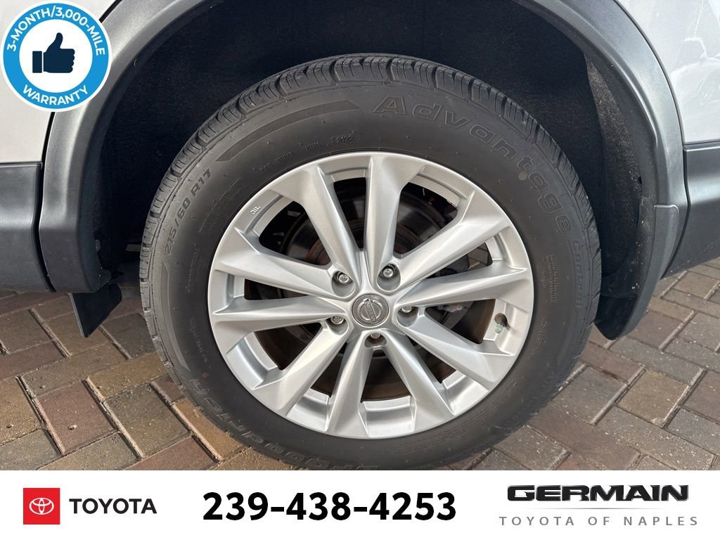 Used 2017 Nissan Rogue Sport SV w/ SV Premium Package FWD image 12