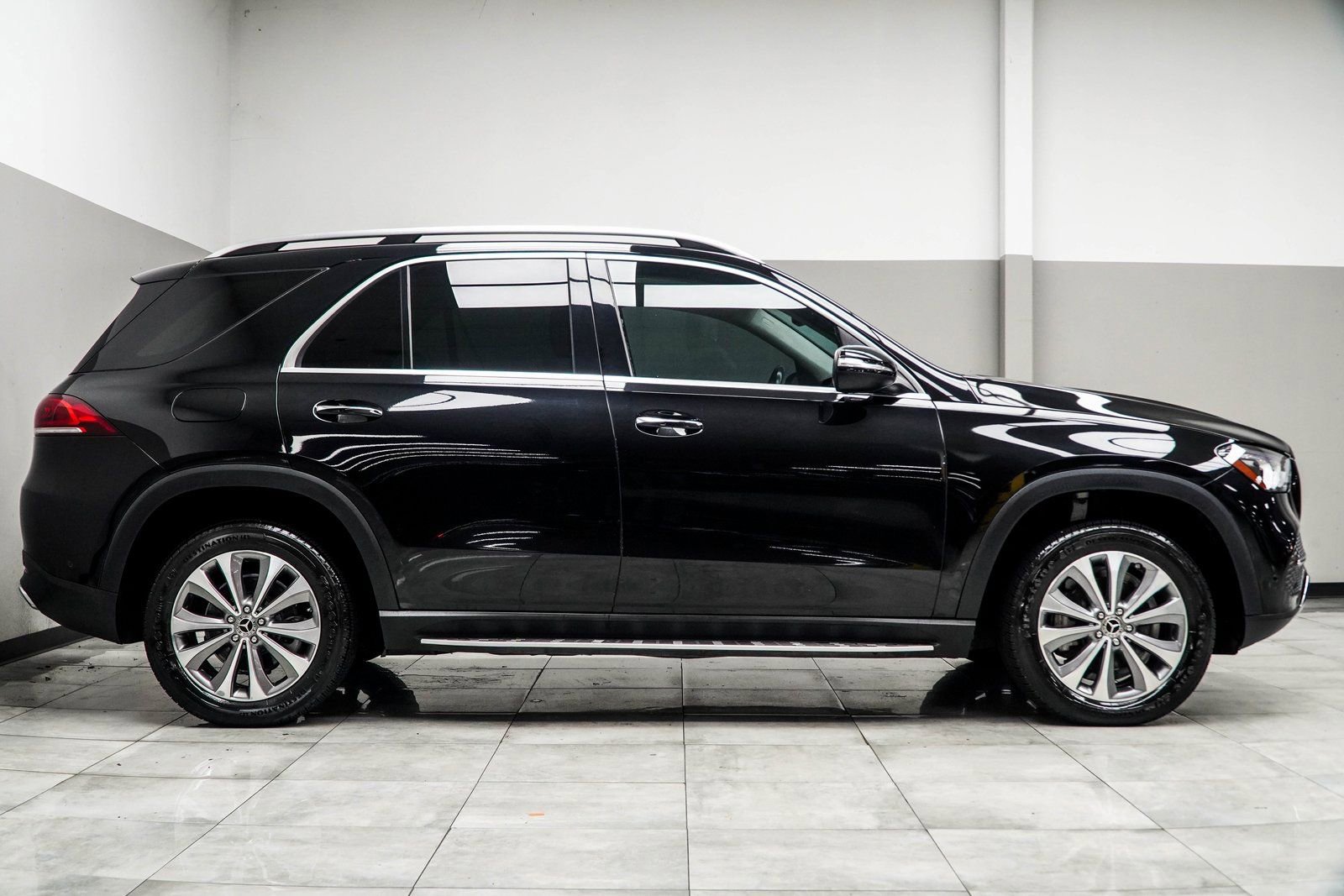 Used 2021 Mercedes-Benz GLE 350 image 6