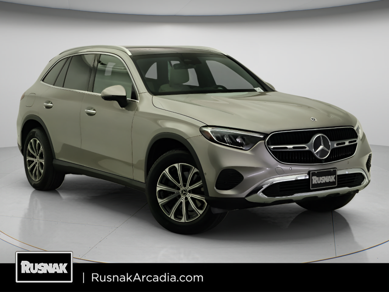 Certified 2024 Mercedes-Benz GLC 300 image 1