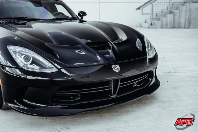 Used 2014 SRT Viper GTS w/ GTS Laguna Interior Package RWD image 25
