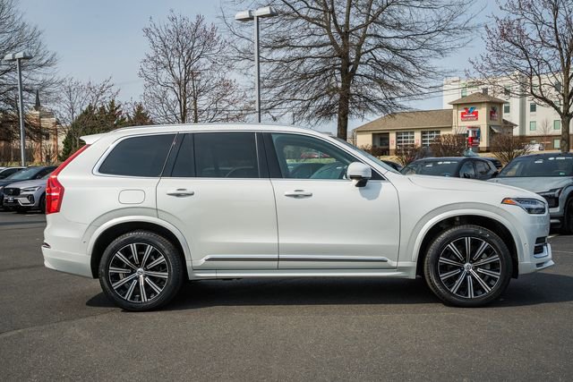 Used 2023 Volvo XC90 B6 Plus w/ Protection Package image 4