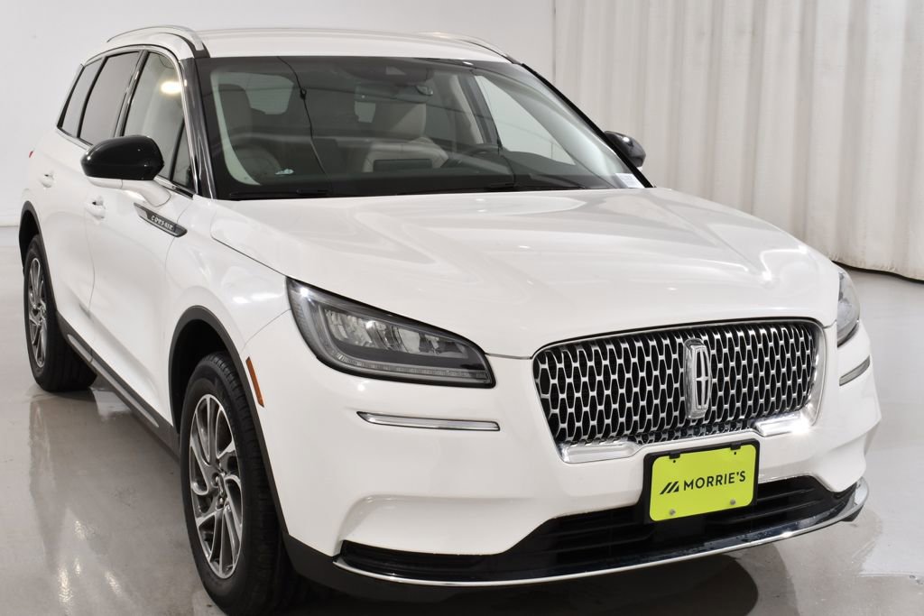 Used 2022 Lincoln Corsair AWD w/ Equipment Group 101A image 4