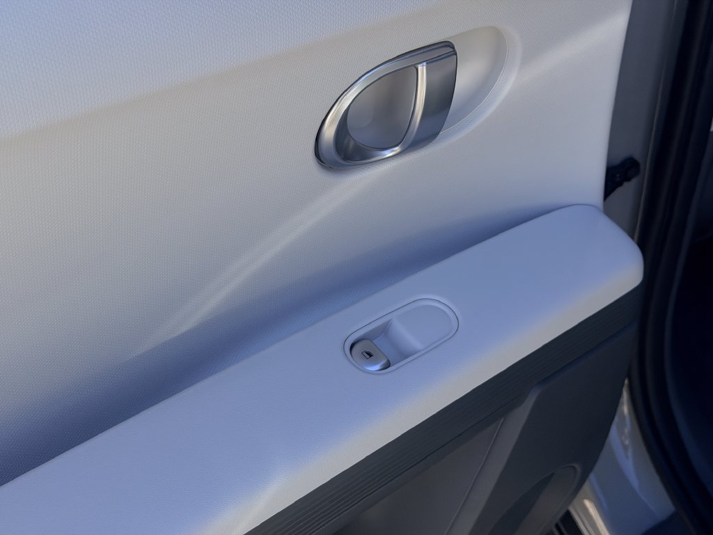 Certified 2024 Hyundai Ioniq 5 SE RWD image 21