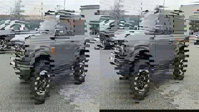 Certified 2022 Ford Bronco Outer Banks w/ Sasquatch Package image 4