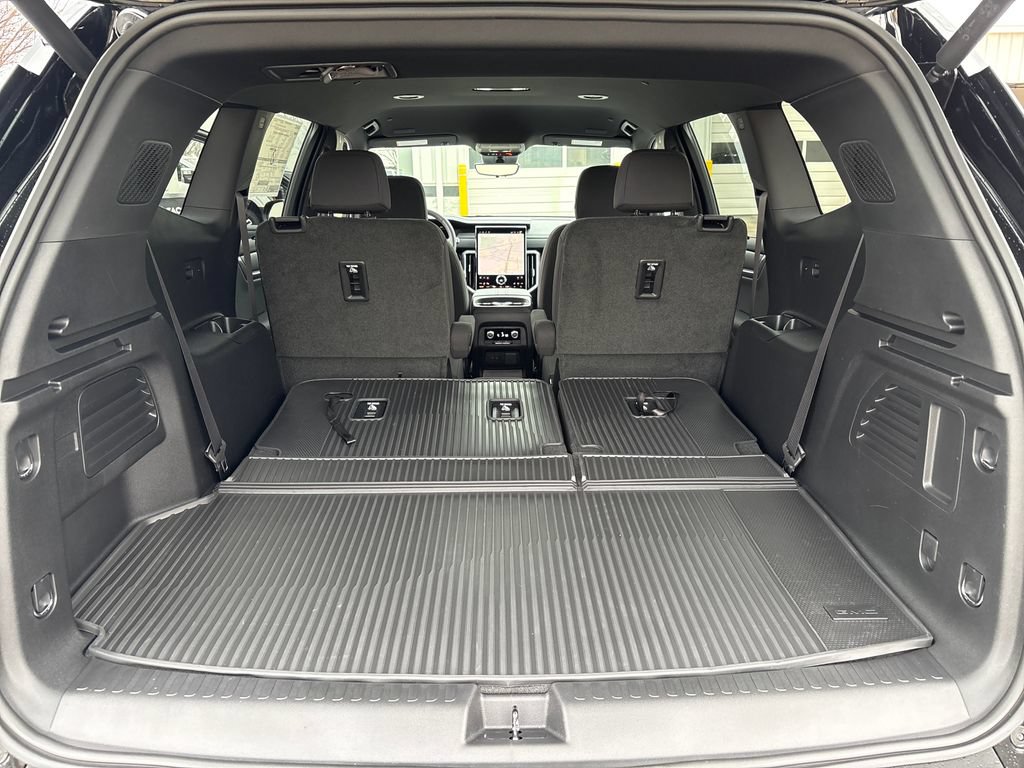 New 2026 GMC Acadia Elevation w/ LPO, Floor Liner Package FWD image 40