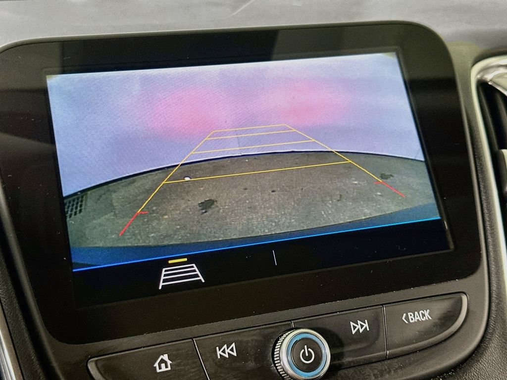 Used 2020 Chevrolet Malibu LT FWD image 10