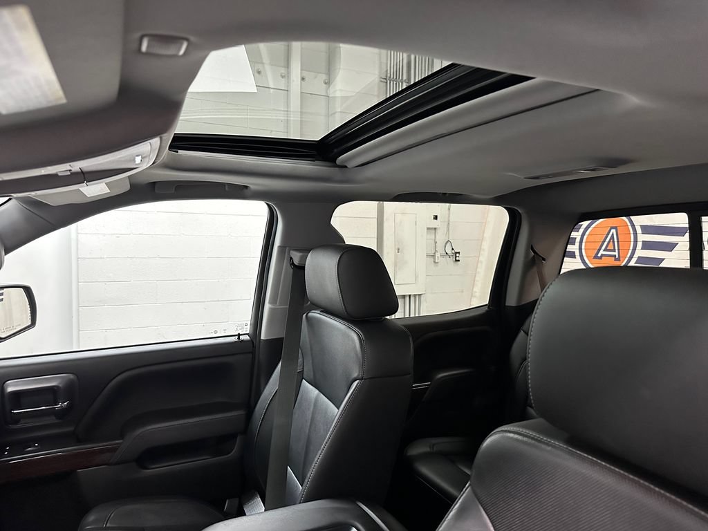 Used 2018 GMC Sierra 1500 SLT AWD/4WD image 33