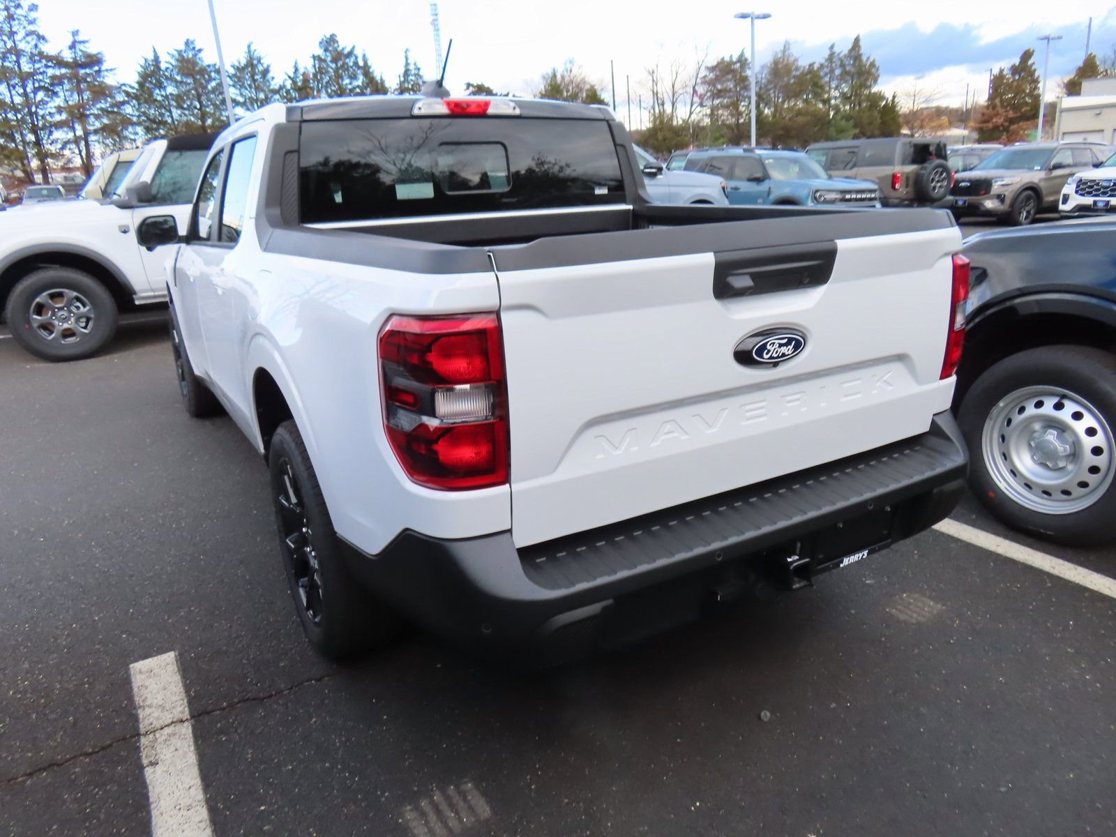 New 2026 Ford Maverick Lariat w/ Black Appearance Package image 6