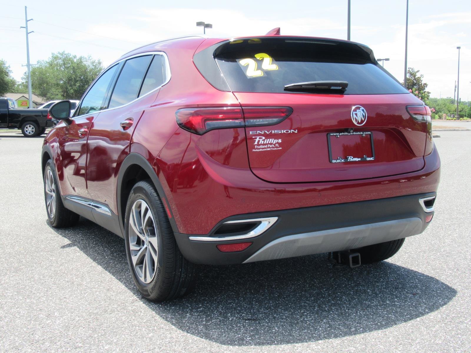 Used 2022 Buick Envision Essence w/ Technology Package I FWD image 5