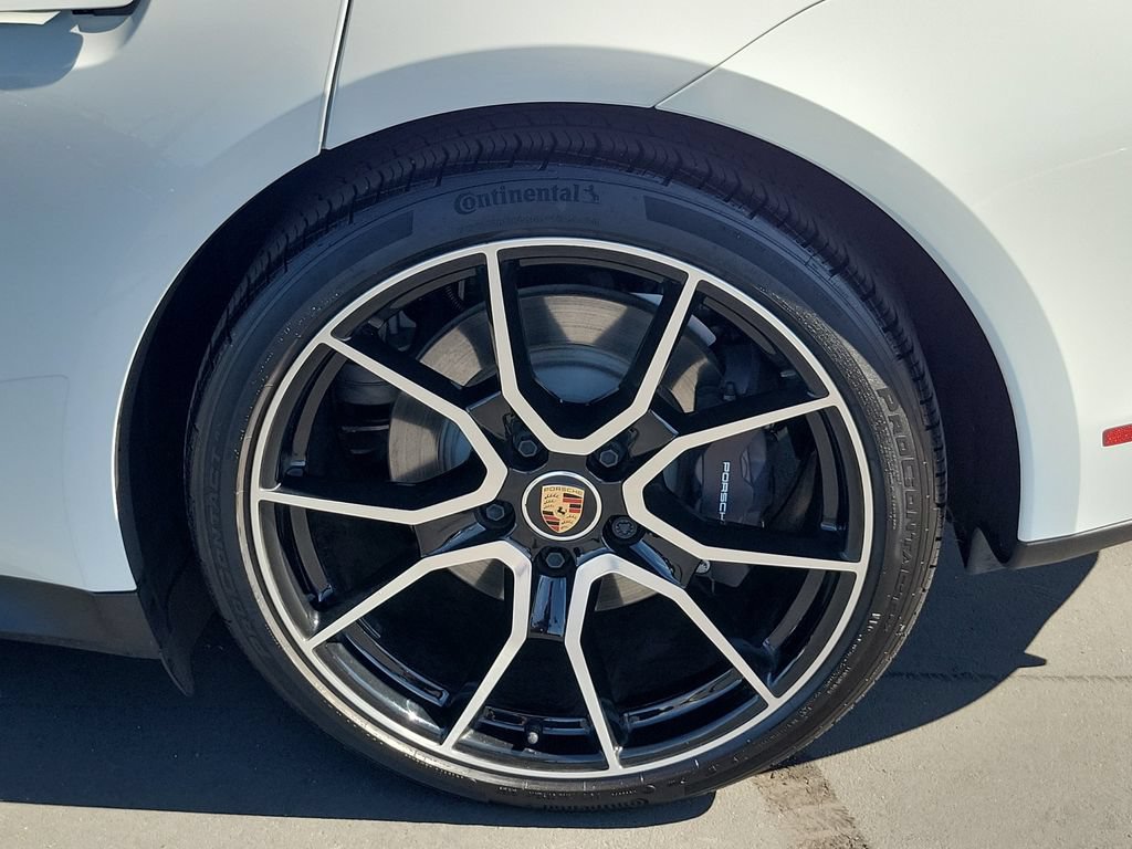 Used 2023 Porsche Taycan RWD image 30