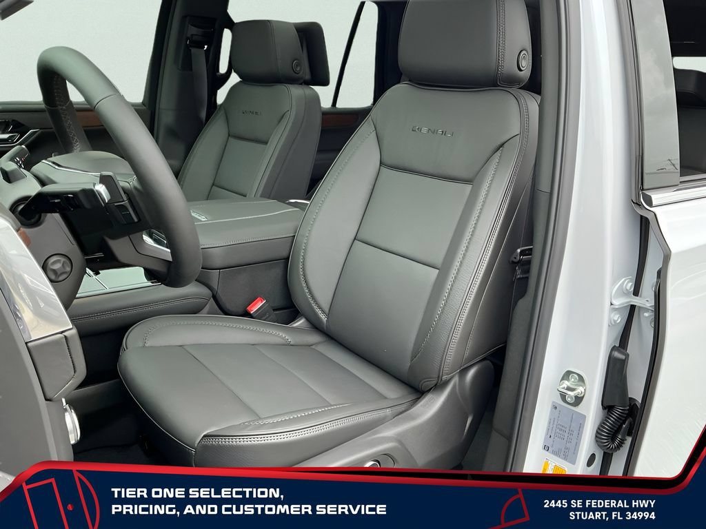 New 2026 GMC Yukon Denali w/ Denali Reserve Package AWD/4WD image 39