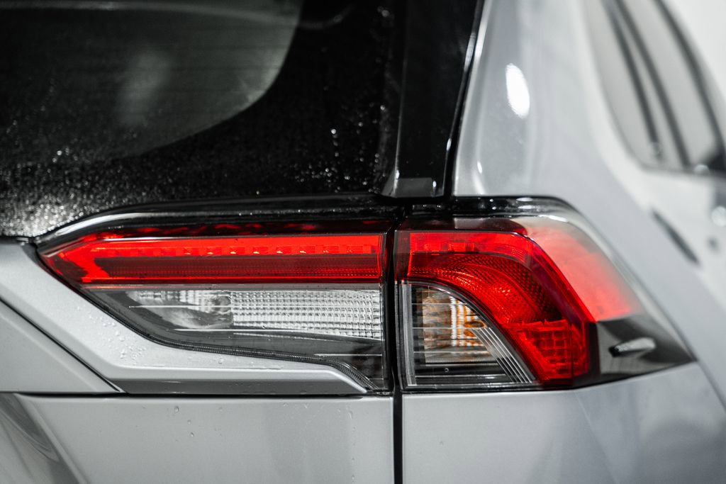 Used 2025 Toyota RAV4 XLE image 6